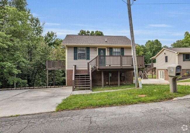 Building Photo - 127 Bell Rd Rental