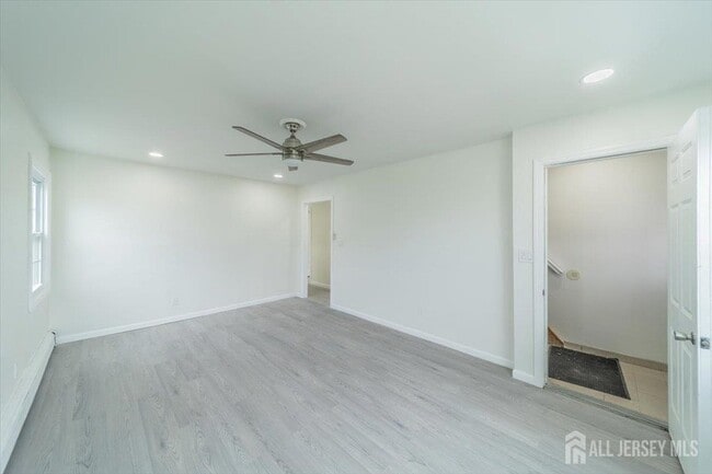 54 Bergen St