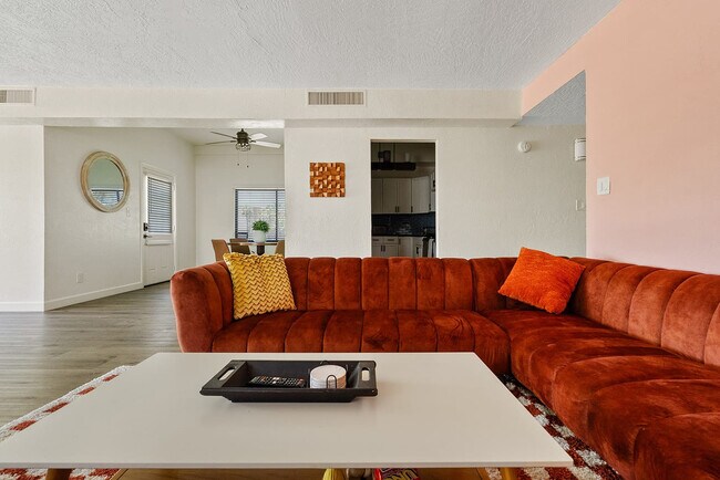 1401 N 3rd St Unidad SI ID1026703P