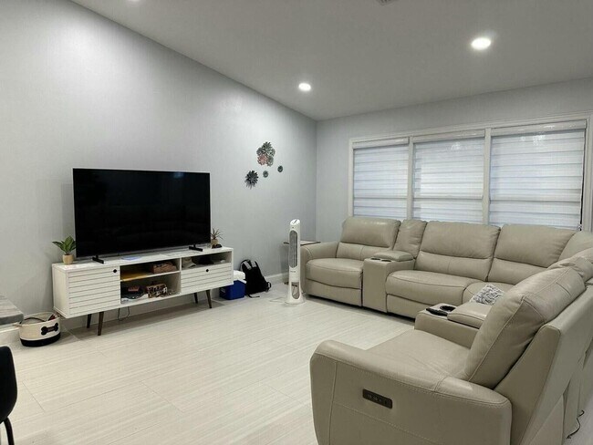 Photo - 10714 Ranchipur St