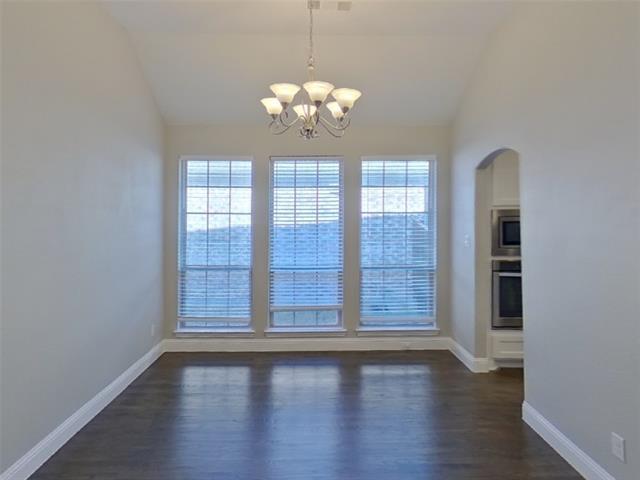 Photo - 401 Winehart St