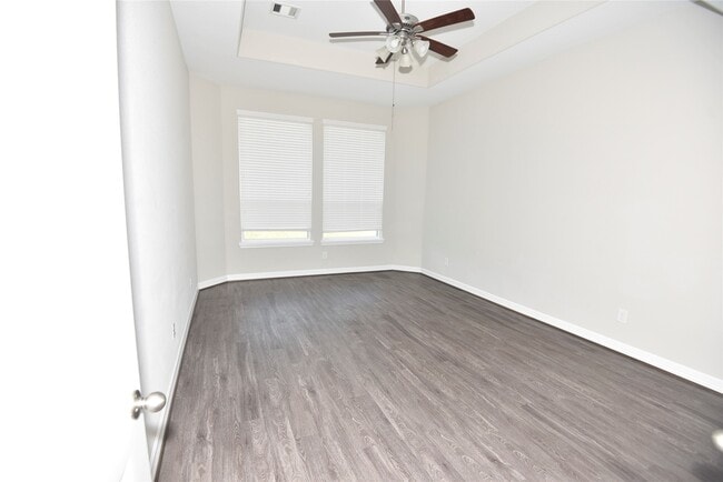 Photo - 14615 Birchwood Falls Trail