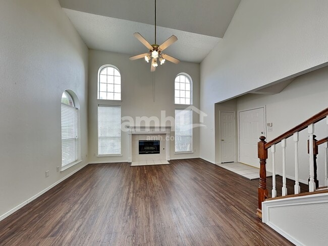 Photo - 1809 Mapleleaf Dr