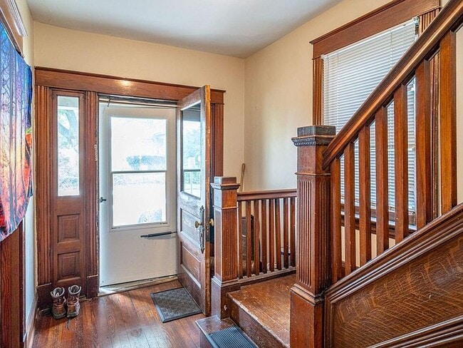 Photo - 2344 Fairview Ave