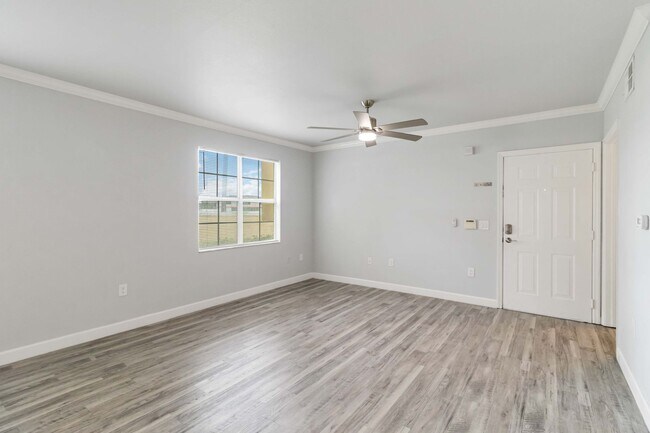 Photo - Fully updated 2/2 unit available now for a...