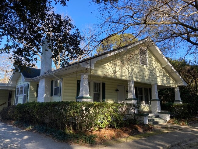 Building Photo - 914 Bonham Ave Rental