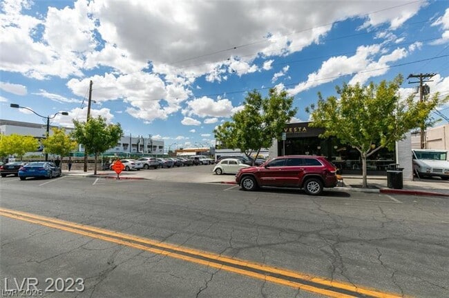 Building Photo - 1116 S Casino Center Blvd Unit 2