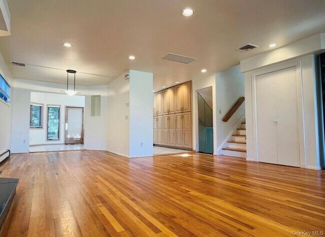 Photo - 5 Eaton Rd