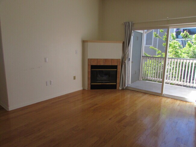Canyon Ranch 2 Bedroom, 2 Bath, 2nd Story Condominium