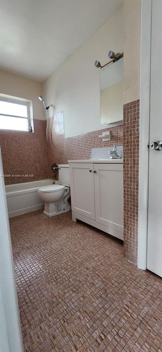 Photo - 1610 Liberty St Unit 12