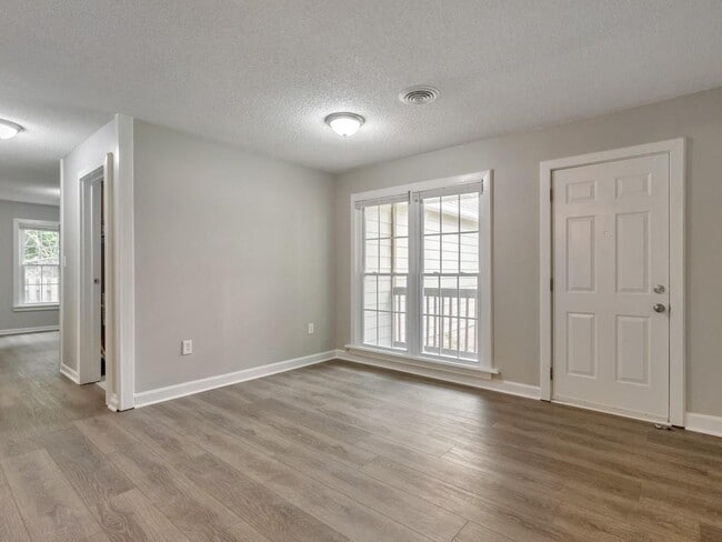 Photo - 9138 Clubhouse Dr