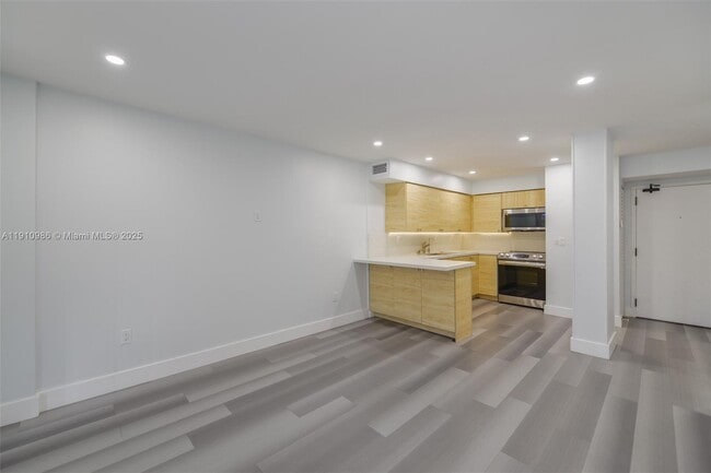 Photo - 1800 NW 24th Ave Unit 712