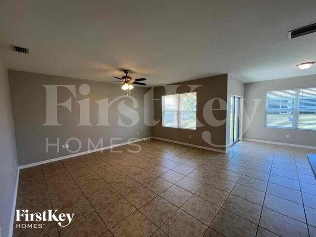 Photo - 9297 Kinghill St