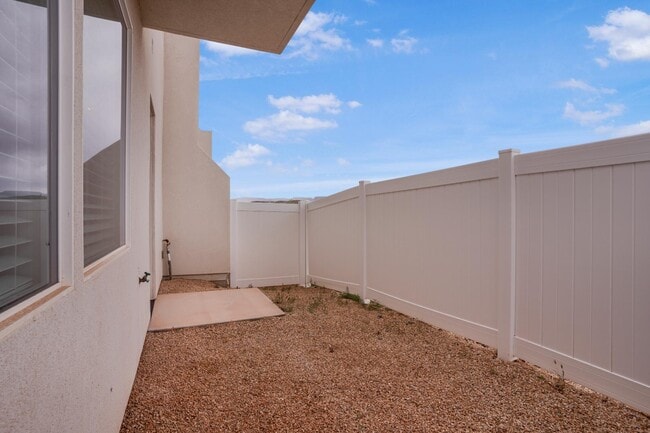 Photo - 319 S 1930 W