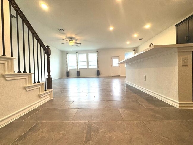 Photo - 1007 Moose Rd