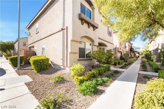 Photo - 9526 Vega Carpio Ave