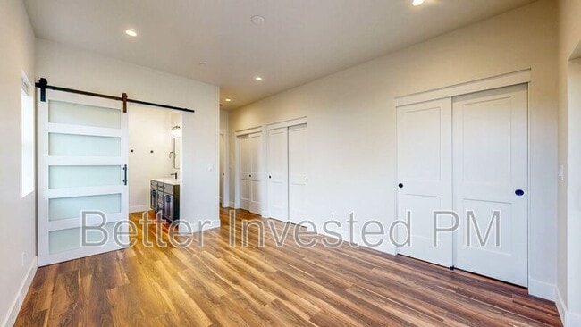 Photo - 4565 Brighton Dr