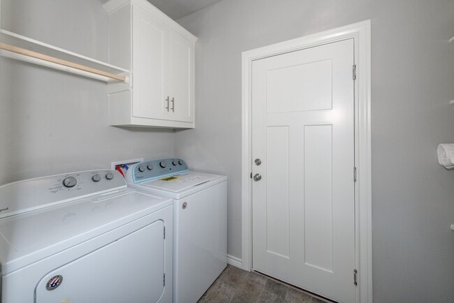 Photo - 3617 Kenyon Dr