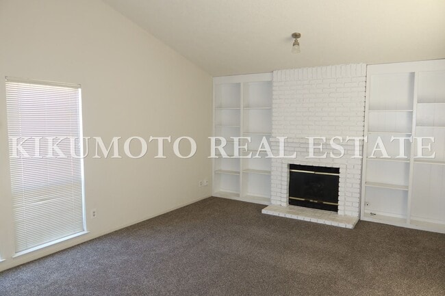 Photo - Pocket 3 Bedroom, 2 Bath Half-plex
