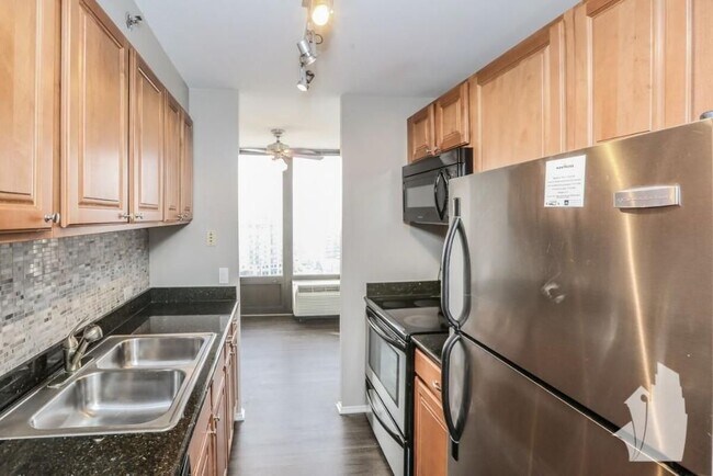 Photo - 4334 N Hazel St Unit 709