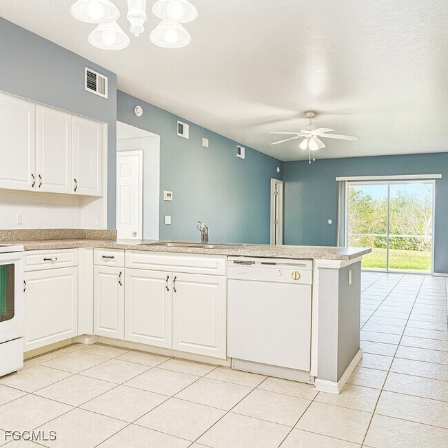 Photo - 1117 SW 48th Terrace Unit 1