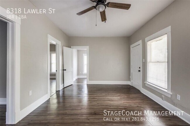 Photo - 8318 Lawler St