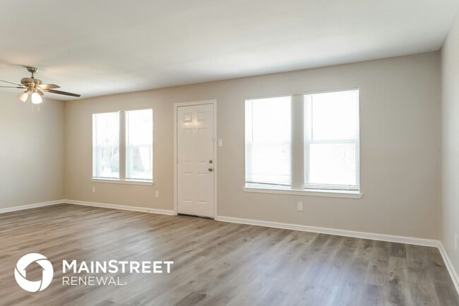 Photo - 1214 Twining Oaks Ln