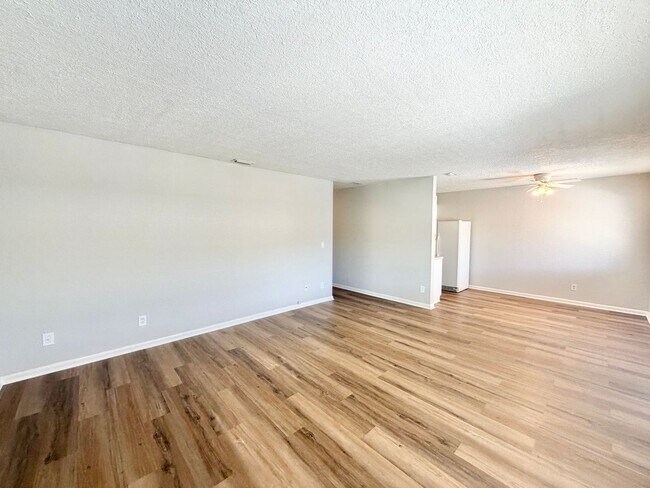 Photo - ** ABACO BAY ** 2 BED / 2 BATH CONDO - BAY...