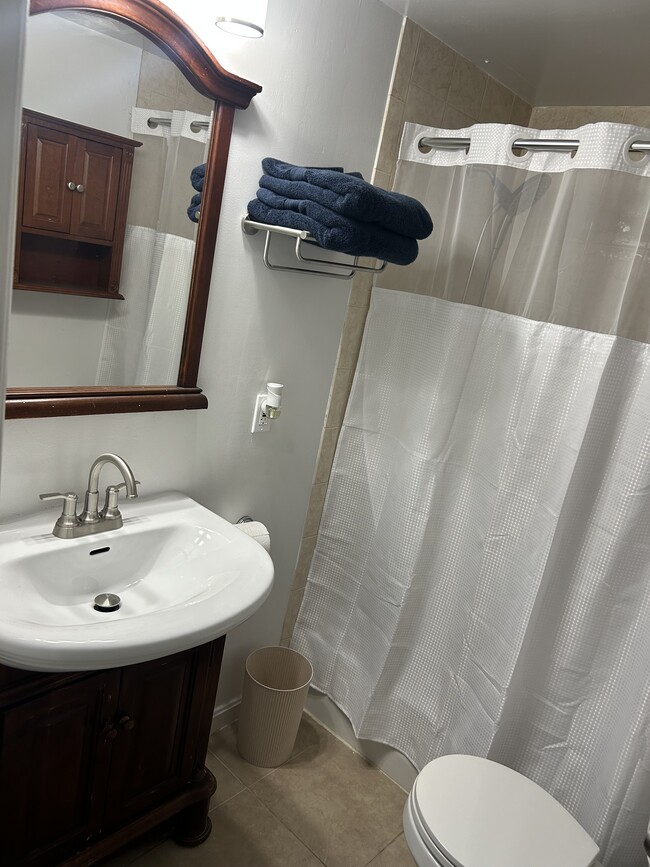 Photo - 3719 12th St NE Unit 200