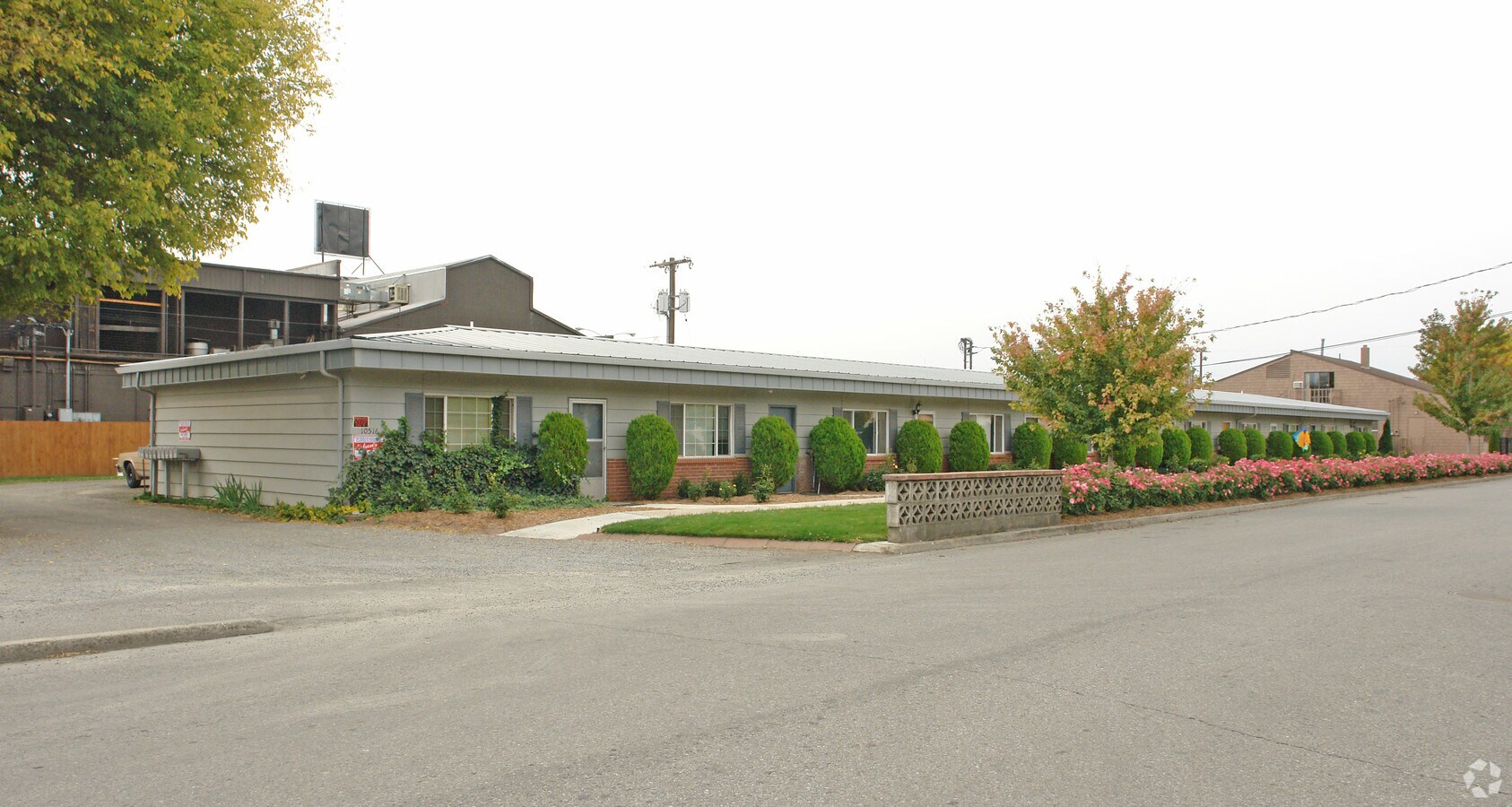 Photo - 10516 E Main Ave