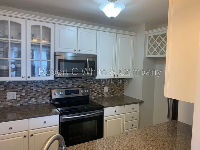 Photo - 196 Crown St Unit 503