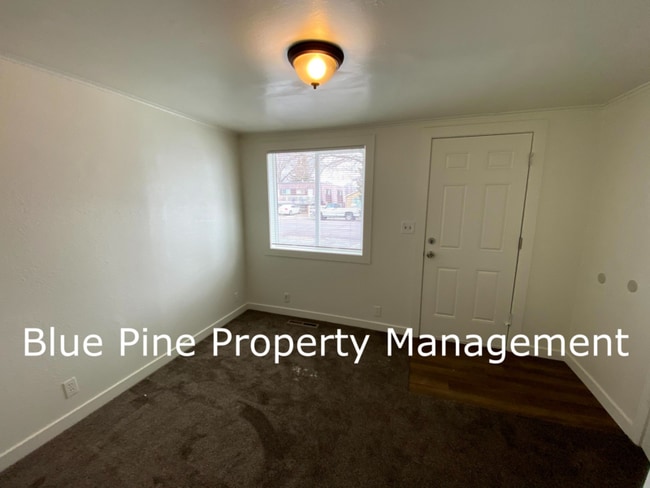 Photo - 143 Parrish Ln Unit B