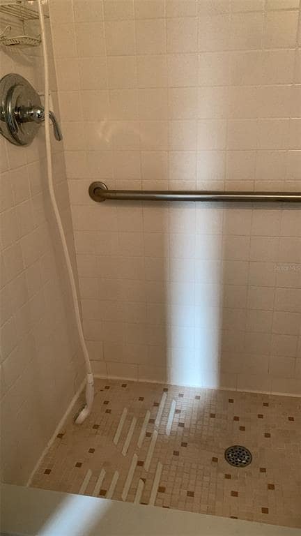 Photo - 1765 Elinor Pl