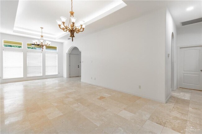 Photo - 22 San Roman St