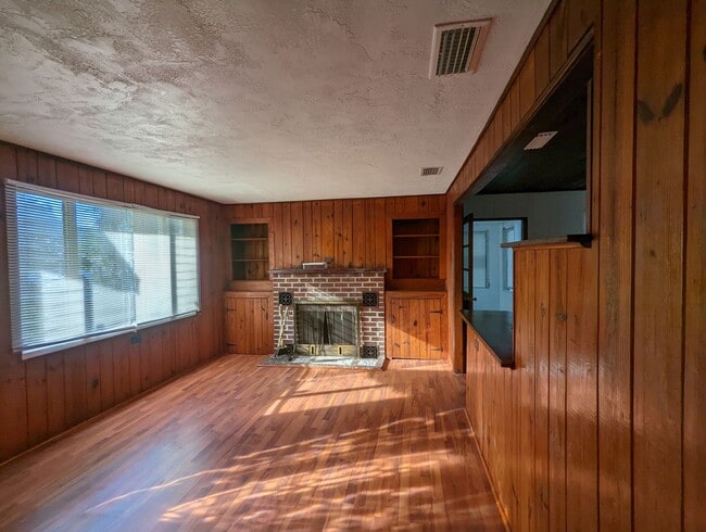 Photo - Lovely 2/1 home with beautiful natural woo...