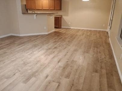 Photo - 2200 Weiss Ln