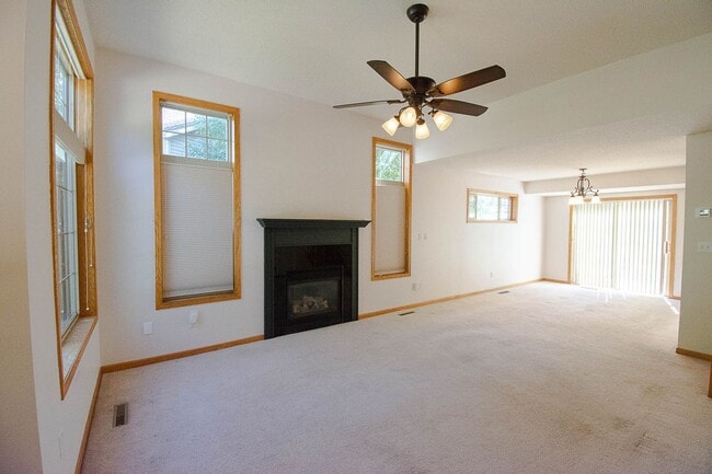 Photo - 1354 Arthur Ln NW