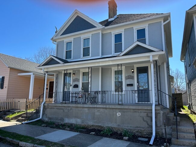 Building Photo - 10 /12 Garret St Unit 12 Garret St