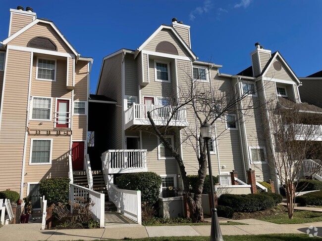 Building Photo - 5804 Inman Park Cir Unit # 1015 Rental