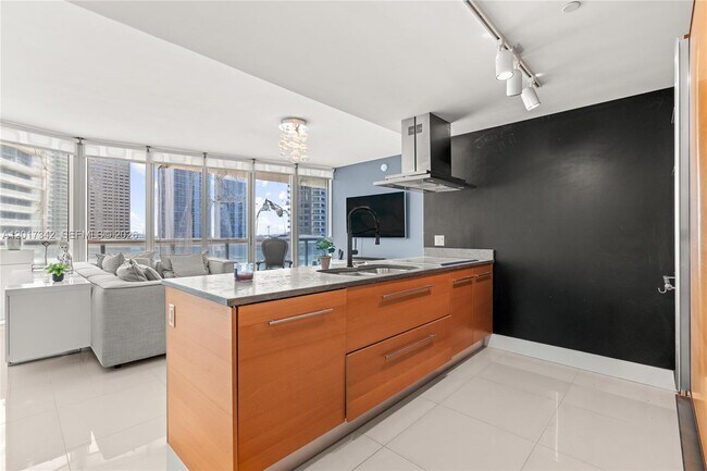 Photo - 495 Brickell Ave Unit 1704