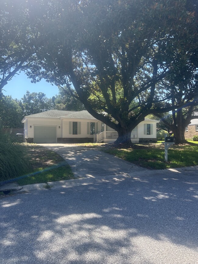 Photo - 1126 Shoreside Way