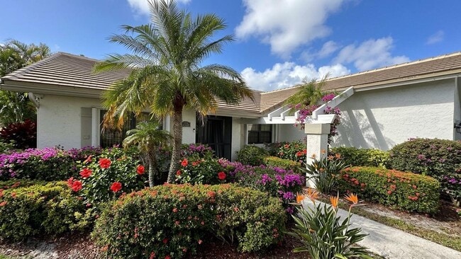 Photo - 6594 Casabella Ln