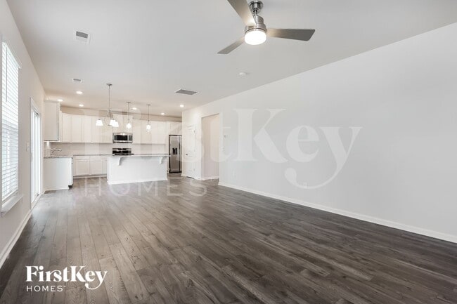 Photo - 503 Carronade Ct