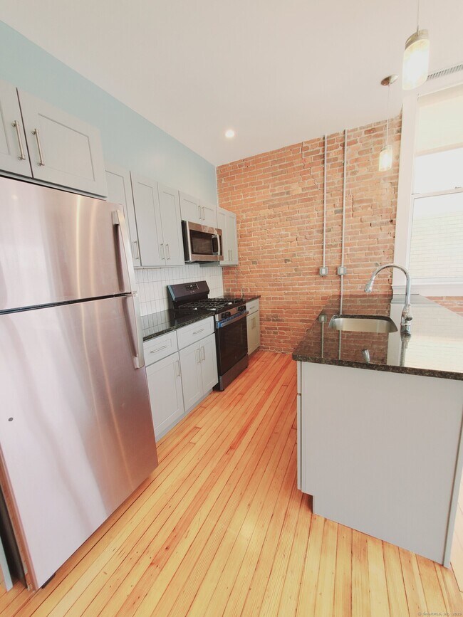 Photo - 61 Washington St Unidad 2C