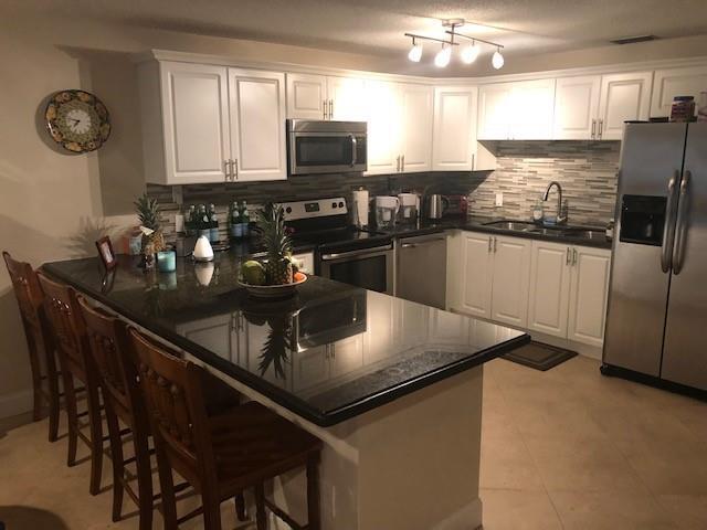Building Photo - 22065 Las Brisas Cir Rental