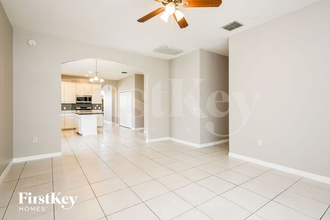 Photo - 763 Hacienda Cir