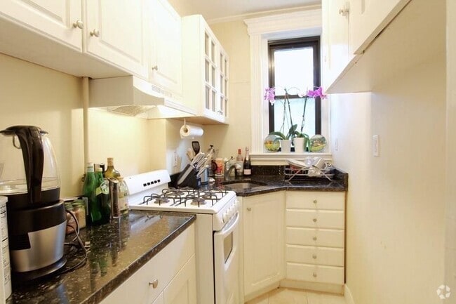 Building Photo - 64 Charlesgate E Unit 64 Rental