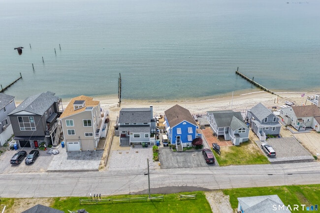 Photo - 33 Beach Rd W