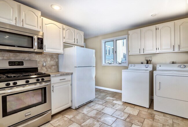 Photo - 10 Brighton St Unit 1