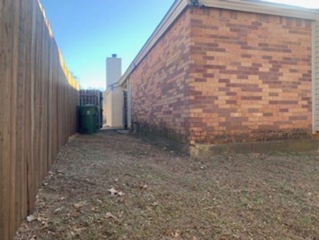 Photo - Cute 3/2 Duplex